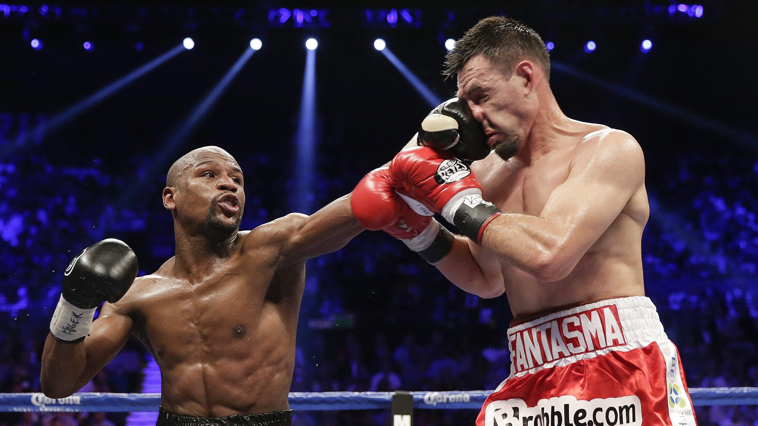 西班牙举办“篮球无国界”欧洲训练营，促进篮球发展